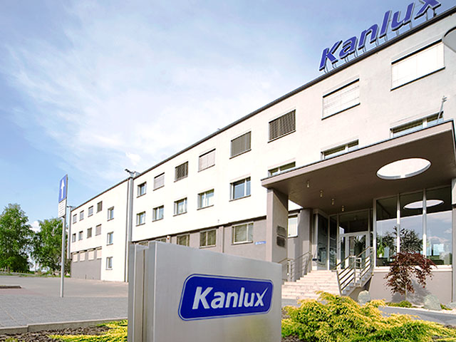 kanlux-gyar-kozpont-lengyelorszag