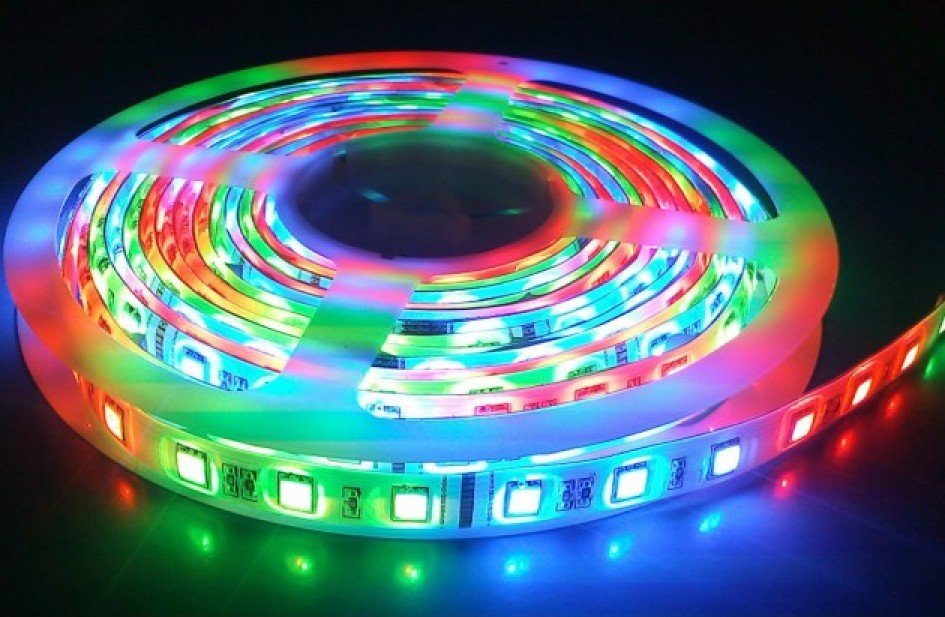 LED szalag , 5050 , 60 led/m , 9 W/m , RGB  méteres 